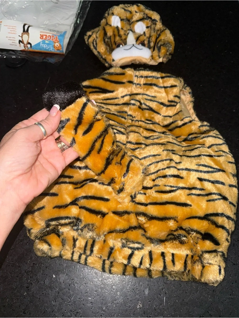 NEW FORUM NOVELTIES INFANT Tiger Bubble Tunic  Costume W/Tail & Hood 18-23 LBS